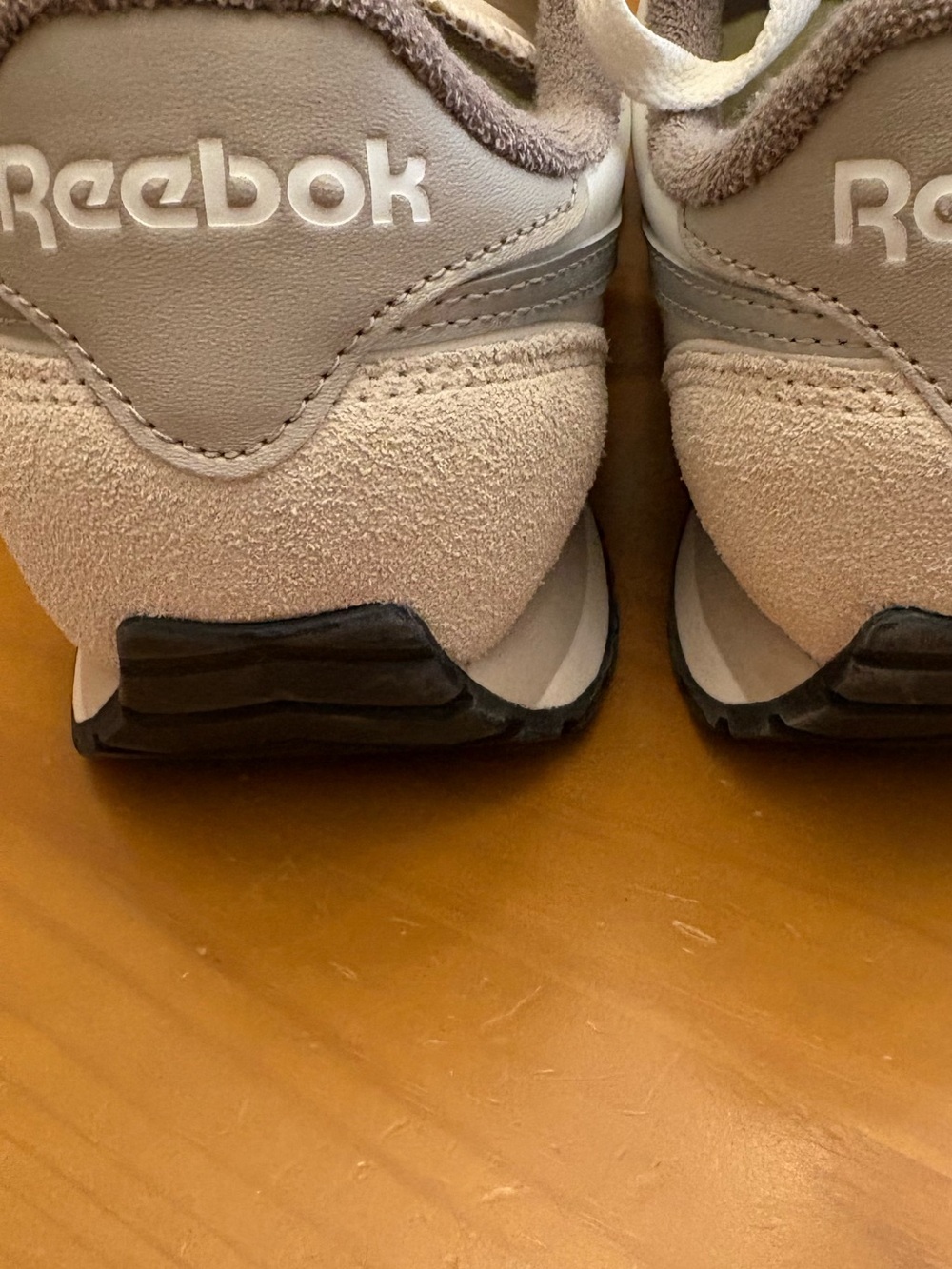 Reebok Classic AZ Sneakers - Picture 11 of 11